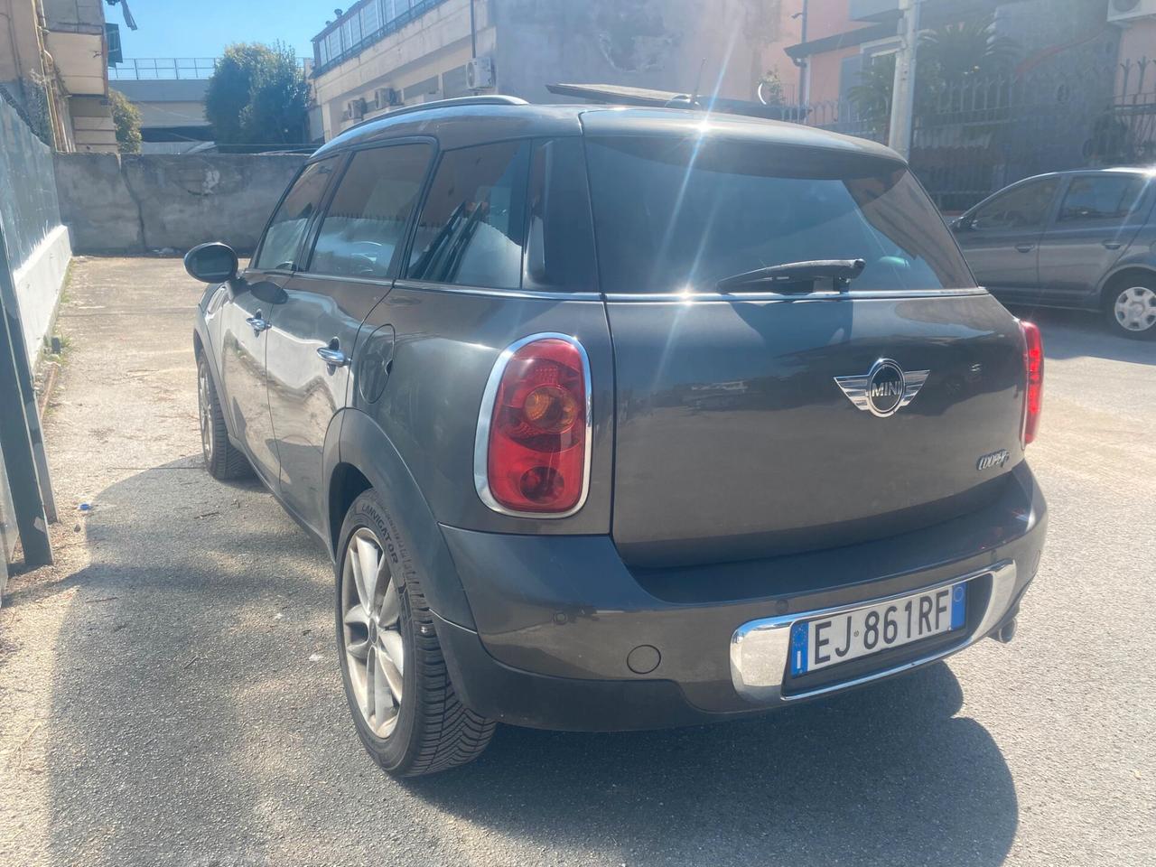 Mini Cooper Countryman 1.6 Diesel 111cv motore rotto 2011