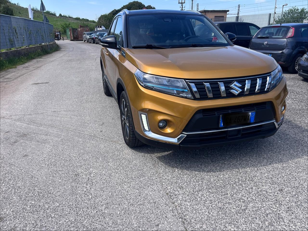 Suzuki Vitara 1.4 Hybrid Top