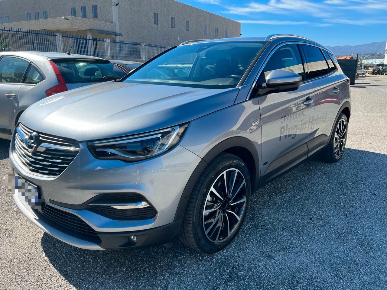 Opel Grandland X 1.6 Hybrid4 Plug-in aut. AWD