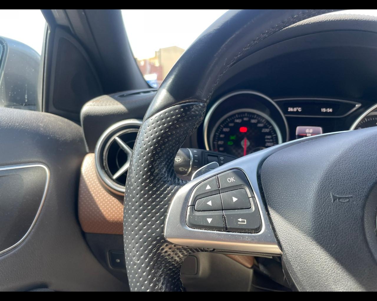 Mercedes-Benz Classe A (W176) - A 180 d Automatic Premium