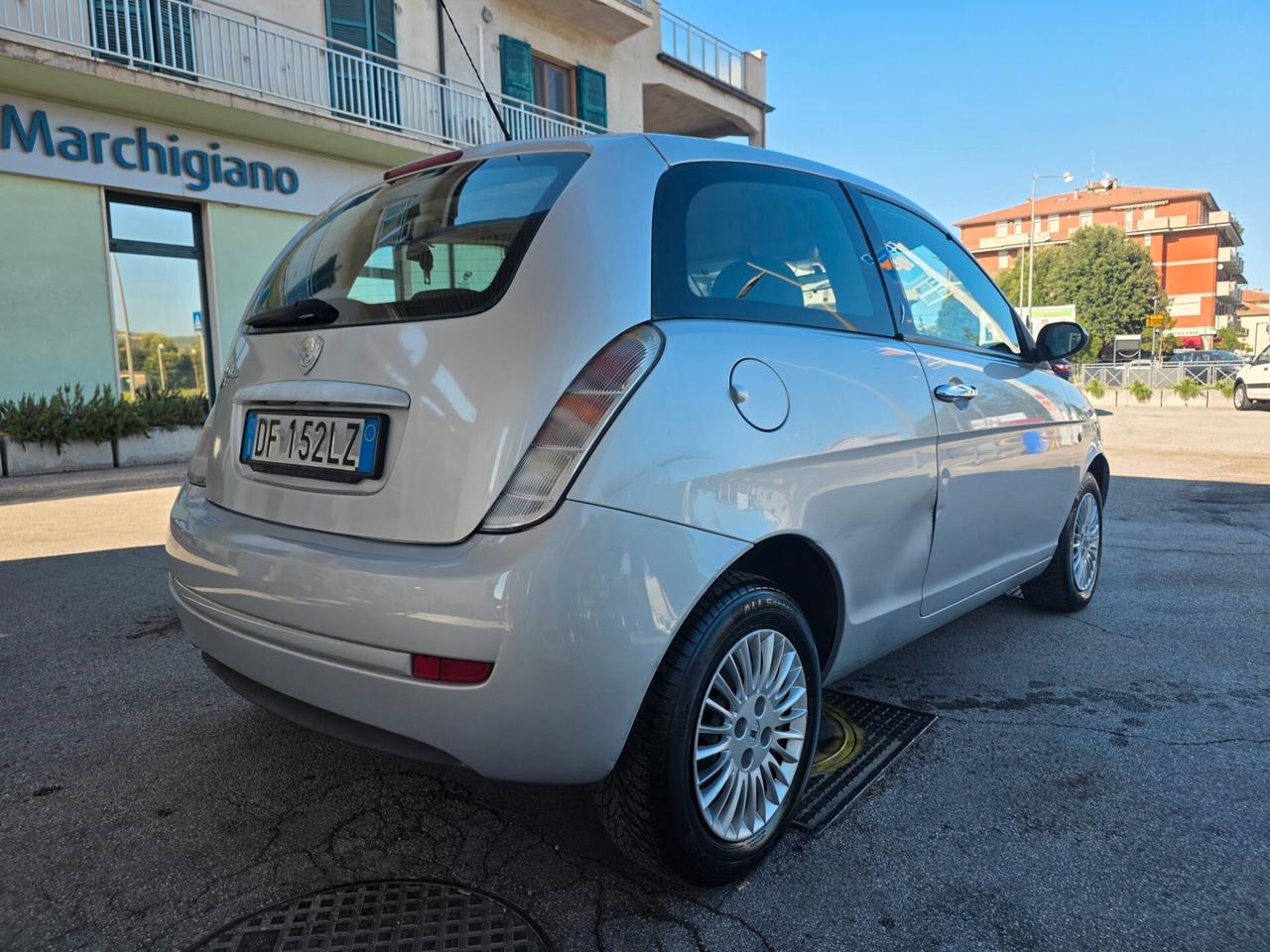 Lancia Ypsilon 1.2 Metano