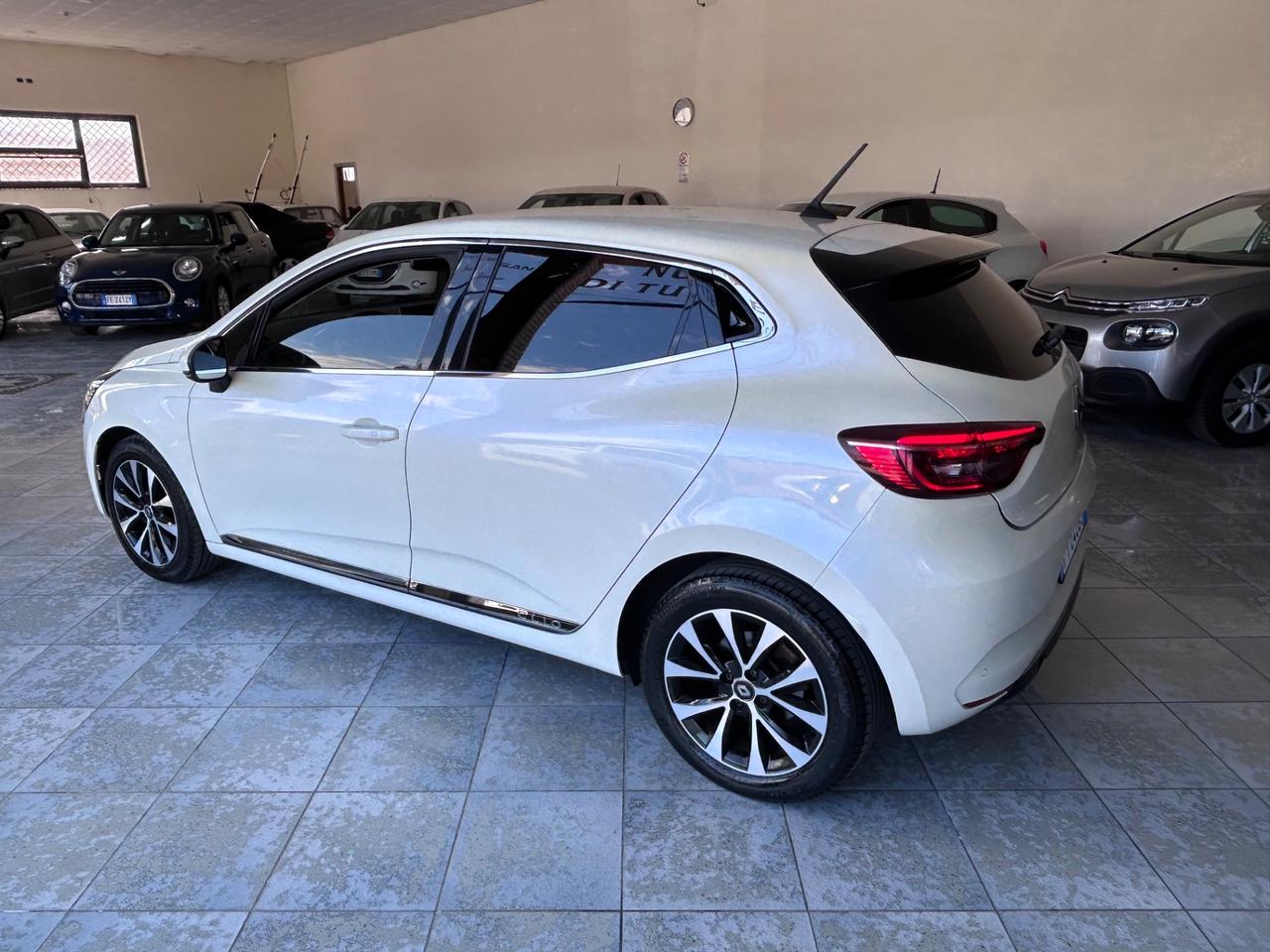 Renault Clio TCe 130 CV EDC FAP 5 porte Intens