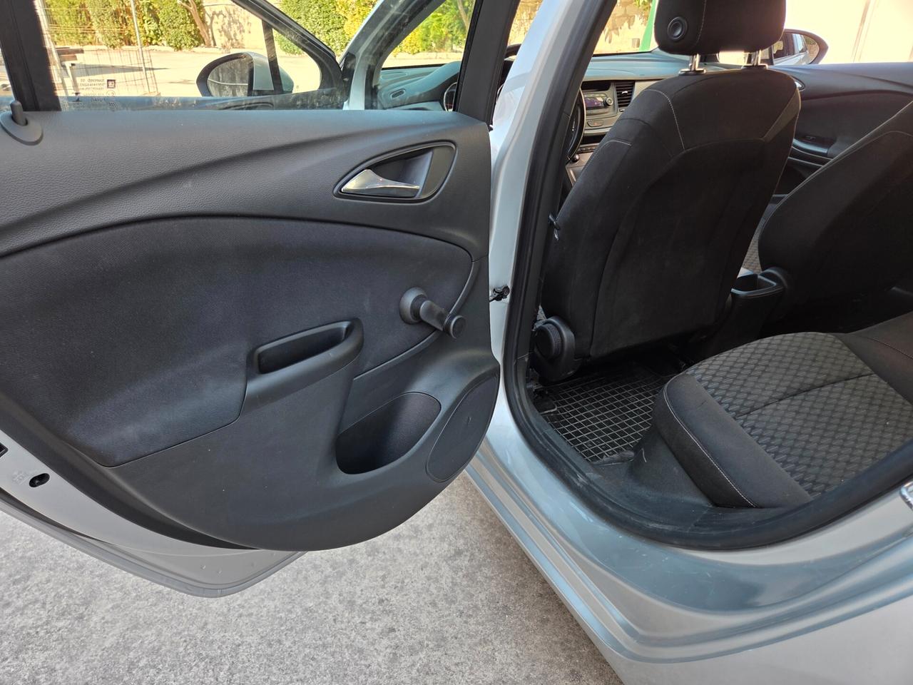 Opel Astra 1.6 CDTi 110CV Sports Tourer Innovation