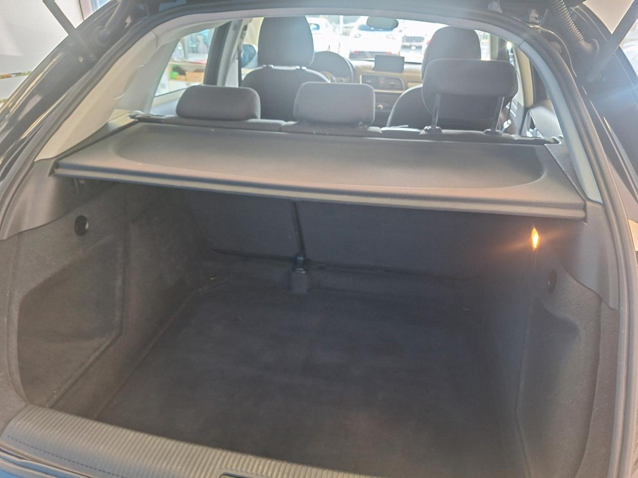 Audi Q3 2.0 TDI quattro Business