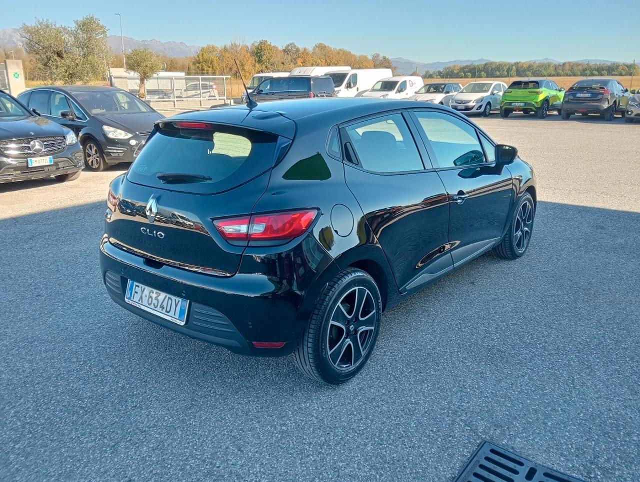 Renault Clio TCe 12V 90cv 5p. OK NEOPATENTATI