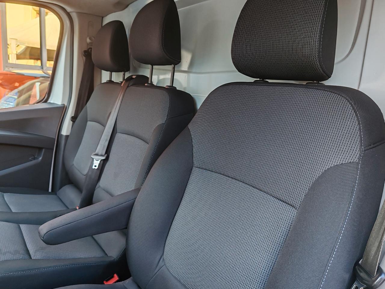 Renault Trafic 3 Posti 2.0 Dci 110 CV