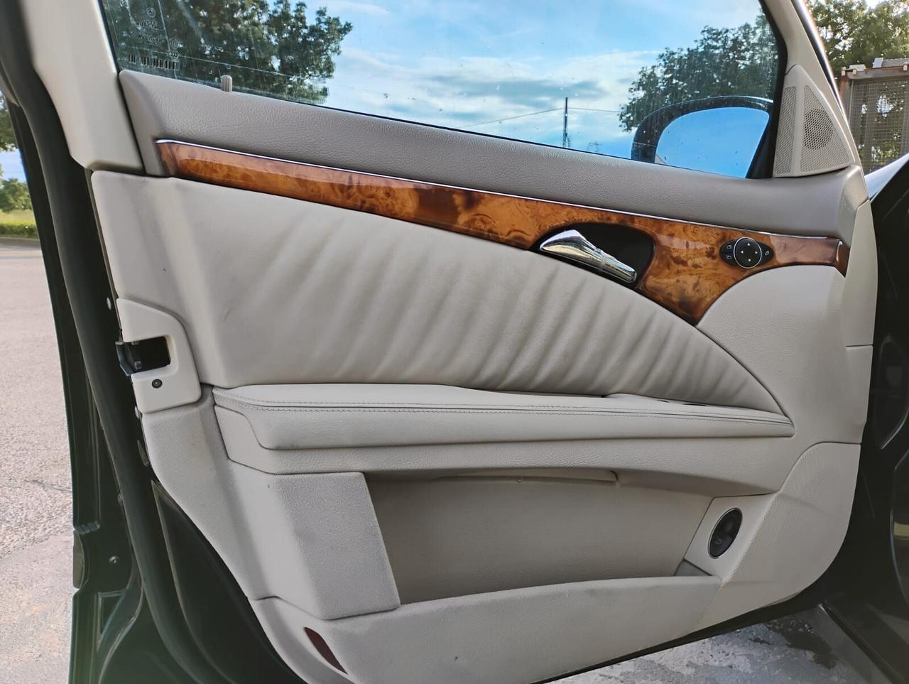 Mercedes-benz E 220 CDI cat Avantgarde