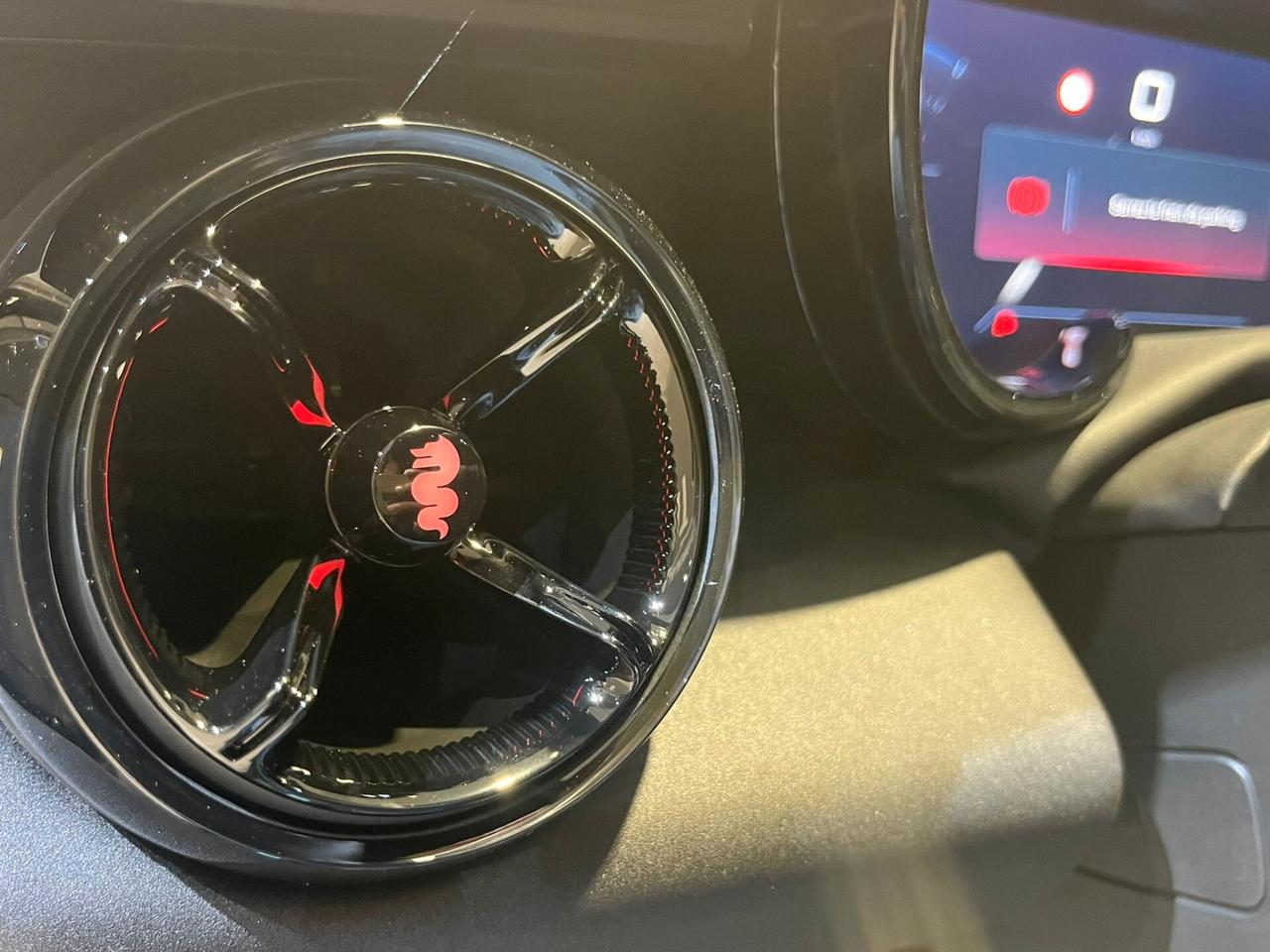 Alfa Romeo Junior 1.2 ibrida Speciale 136cv edct6
