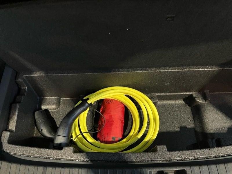 Volkswagen Tayron 1.5 TSI eHybrid 272 CV DSG R-Line Plus