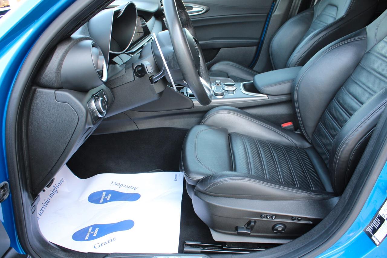 Alfa Romeo Giulia 2.2 t Veloce Q4 210 cv BLU MONTECARLO