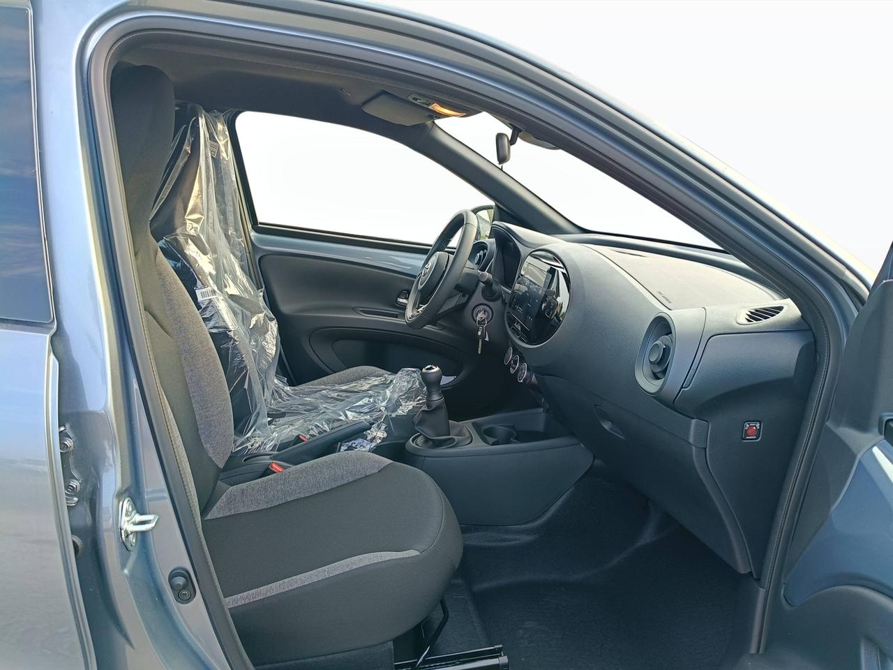 TOYOTA Aygo X 1.0B ACTIVE MT - MY24