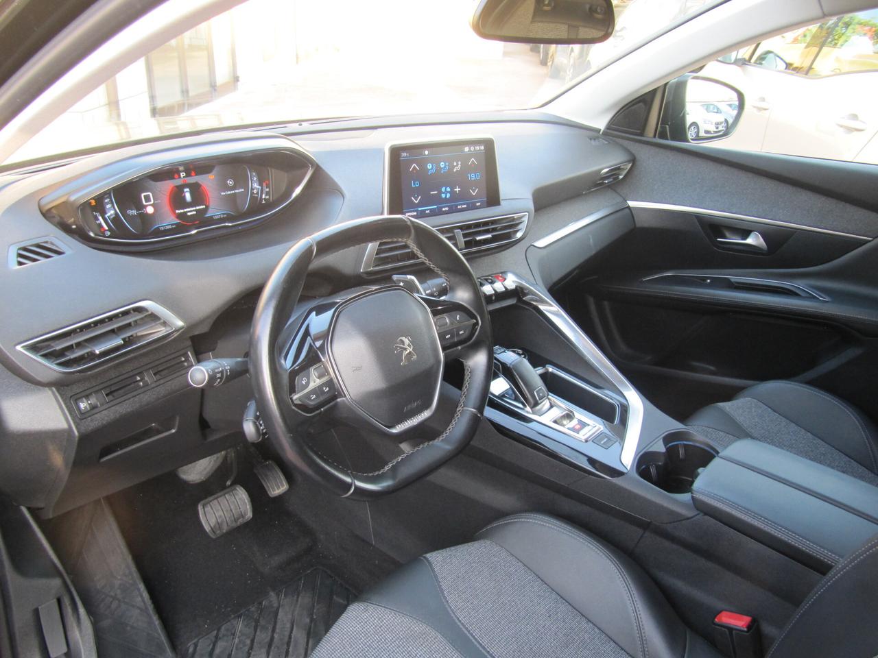 Peugeot 3008 BlueHDi 130 S&S EAT8 Allure - automatico