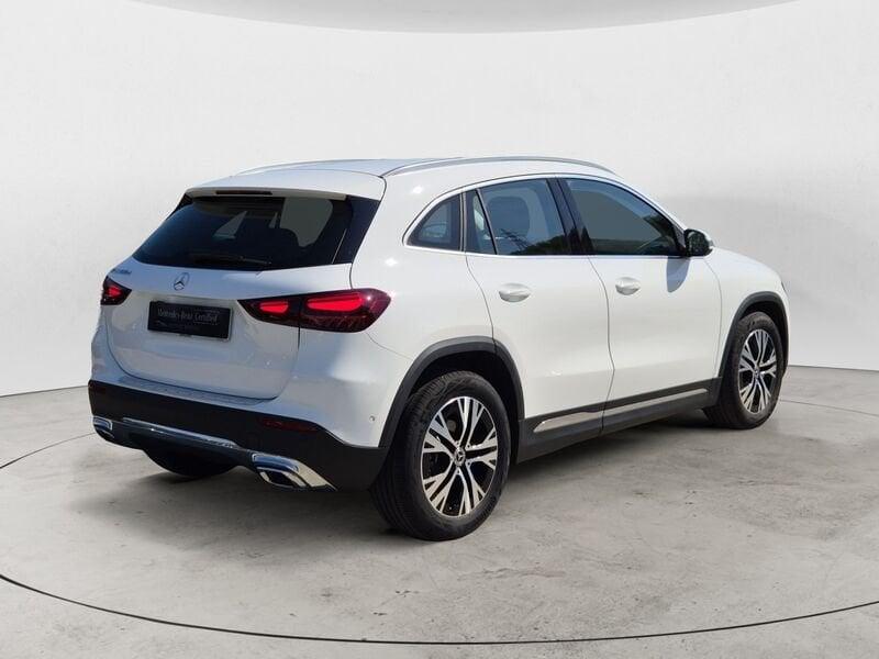 Mercedes-Benz GLA 180 d Progressive Advanced auto