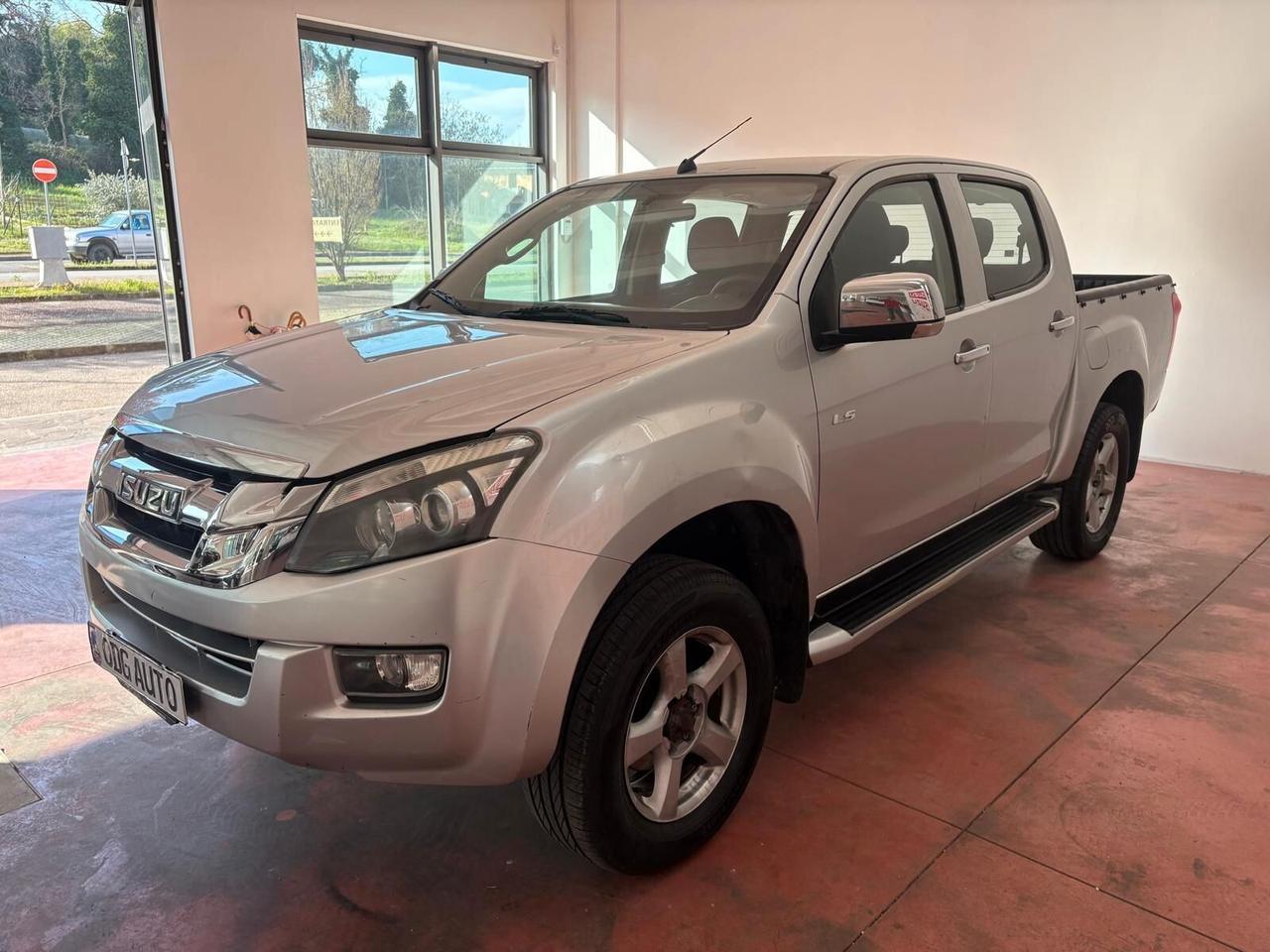 ISUZU D-MAX PICK-UP DOPPIA CABINA Posti5 Diesel 2.5 CV 163 Con Km 196.696 CANCIO TRAINO garanzia 12 mesi