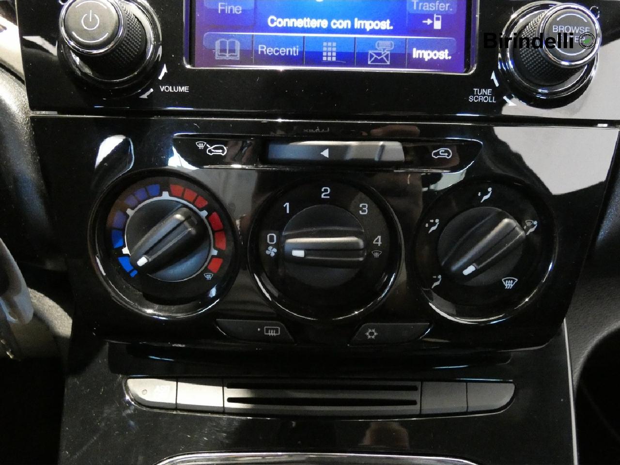 LANCIA Ypsilon 3ª serie - Ypsilon 1.2 69 CV 5 porte Gold