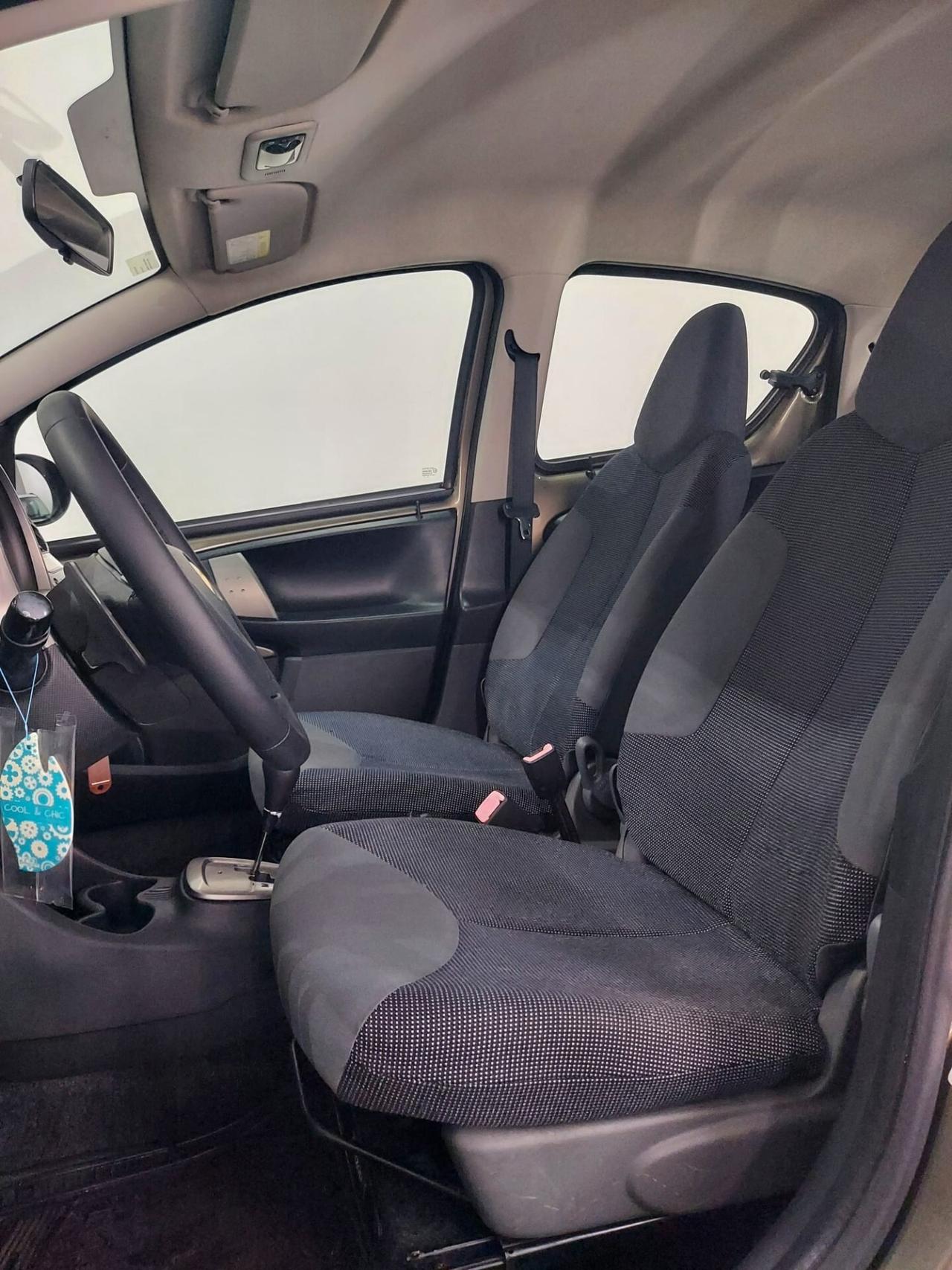 Toyota Aygo 1.0 12V VVT-i 5 porte Cool Soda Connect MMT