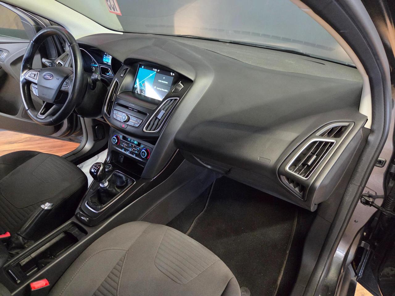 Ford Focus Station Wagon Focus SW 1.5 tdci Titanium Business s&s 120cv