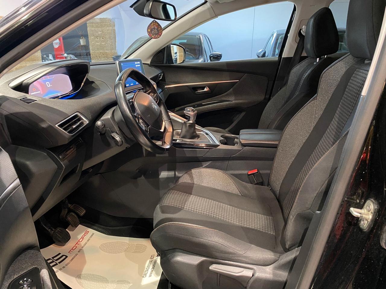 Peugeot 3008 BlueHDi 130 S&S Business