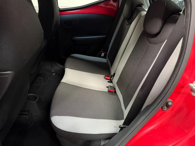 TOYOTA Aygo 1.0 VVT-i 69 CV 5 porte x-cite