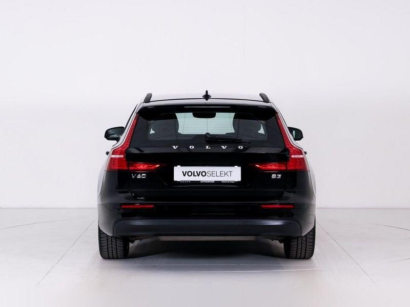 Volvo V60 B3 (bz) 163CV AUT CORE **AUTOCARRO N1**