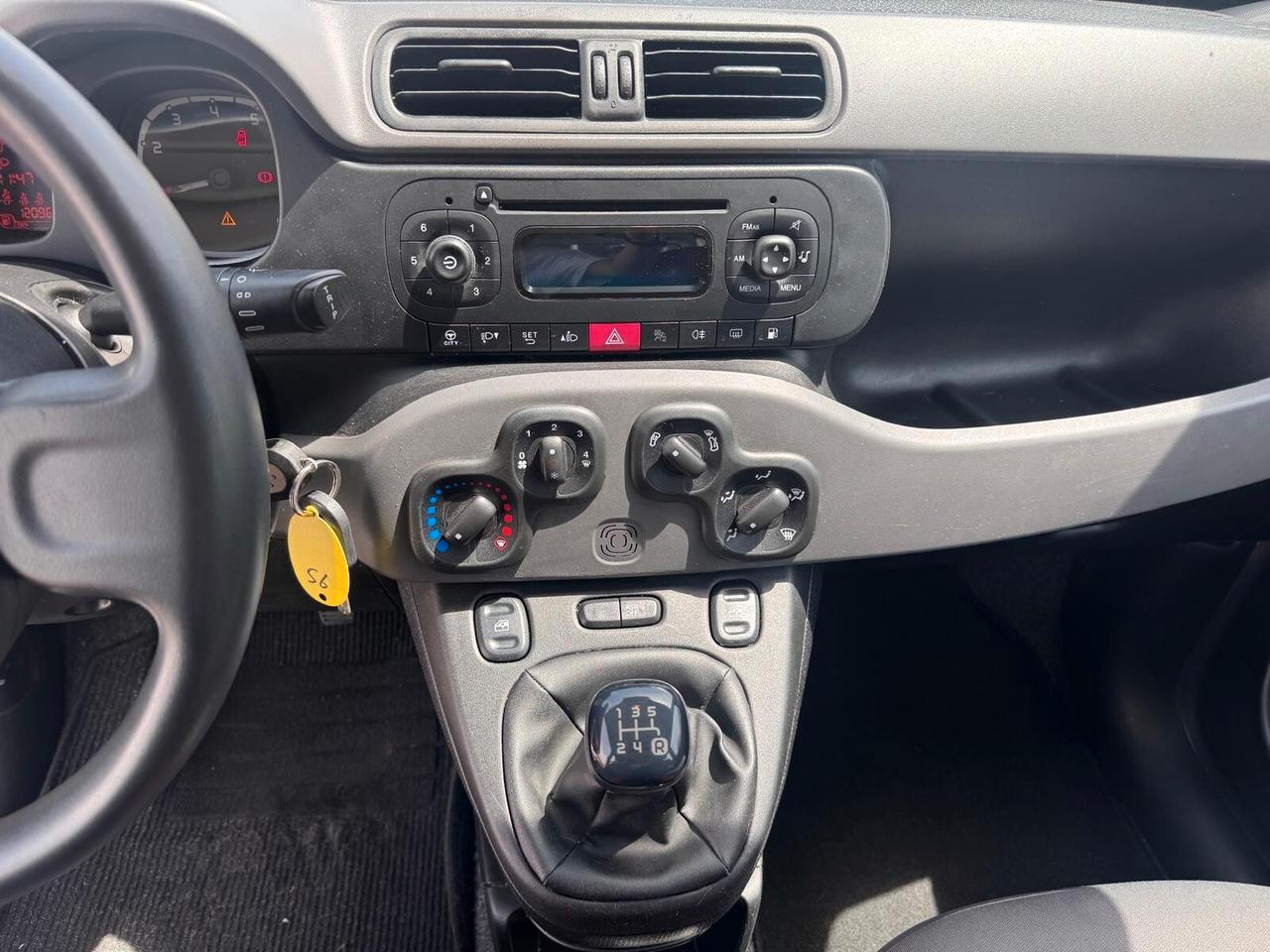Fiat Panda 0.9 TwinAir Turbo Natural Power Lounge