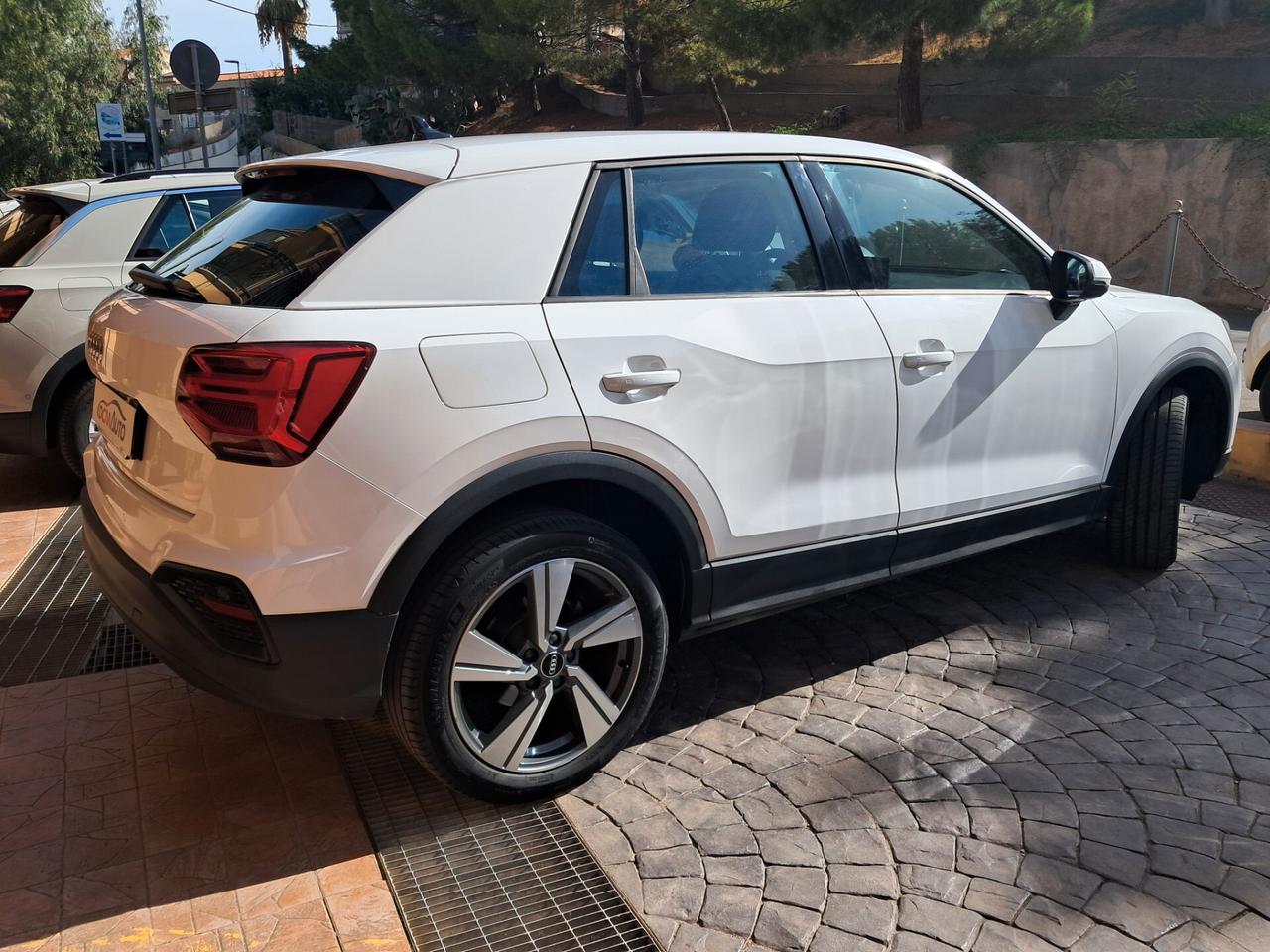Audi Q2 30 TDI Business
