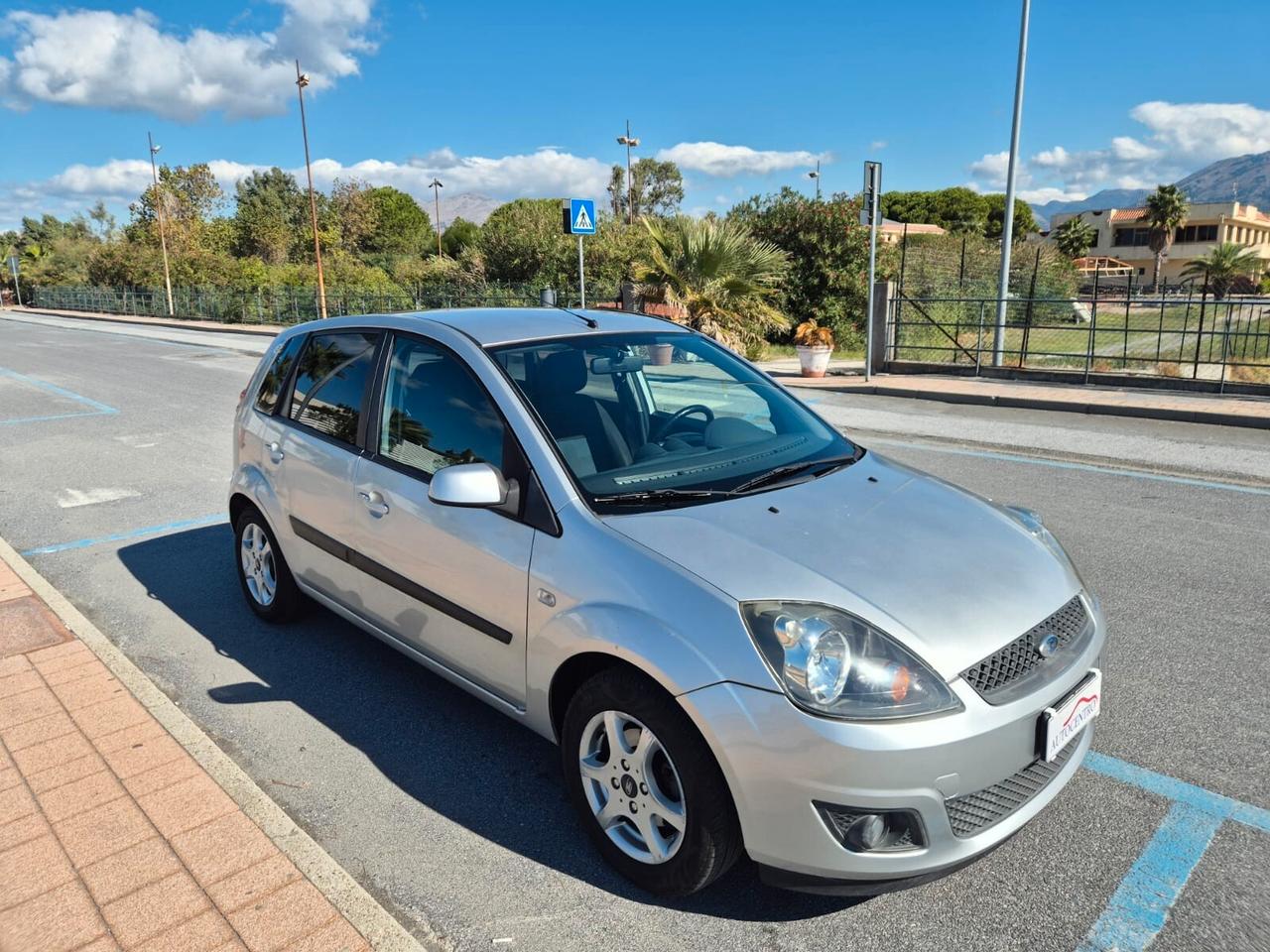 Ford Fiesta 1.4 TDCi aut. 5p. Titanium