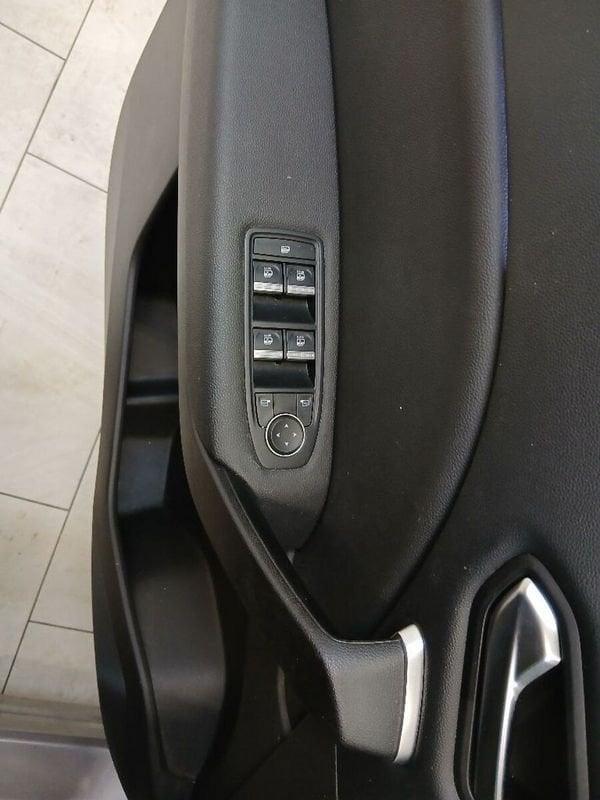 Renault Captur 1.6 E-Tech hybrid Techno Fast Track 145cv auto