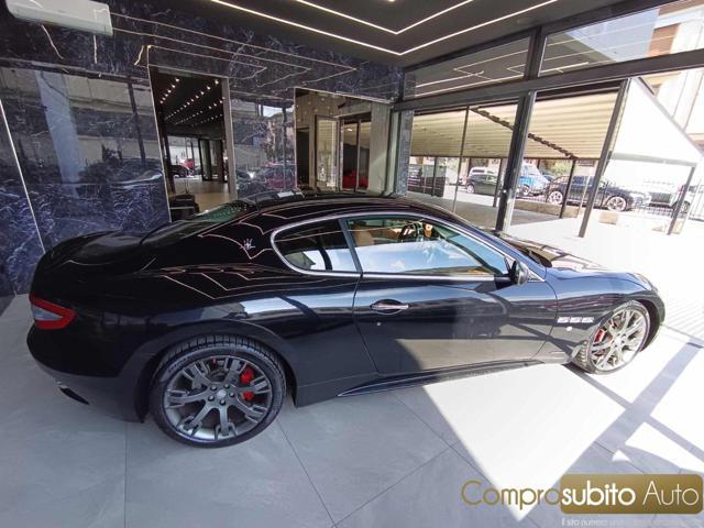 MASERATI GranTurismo 4.7 V8 automatica S