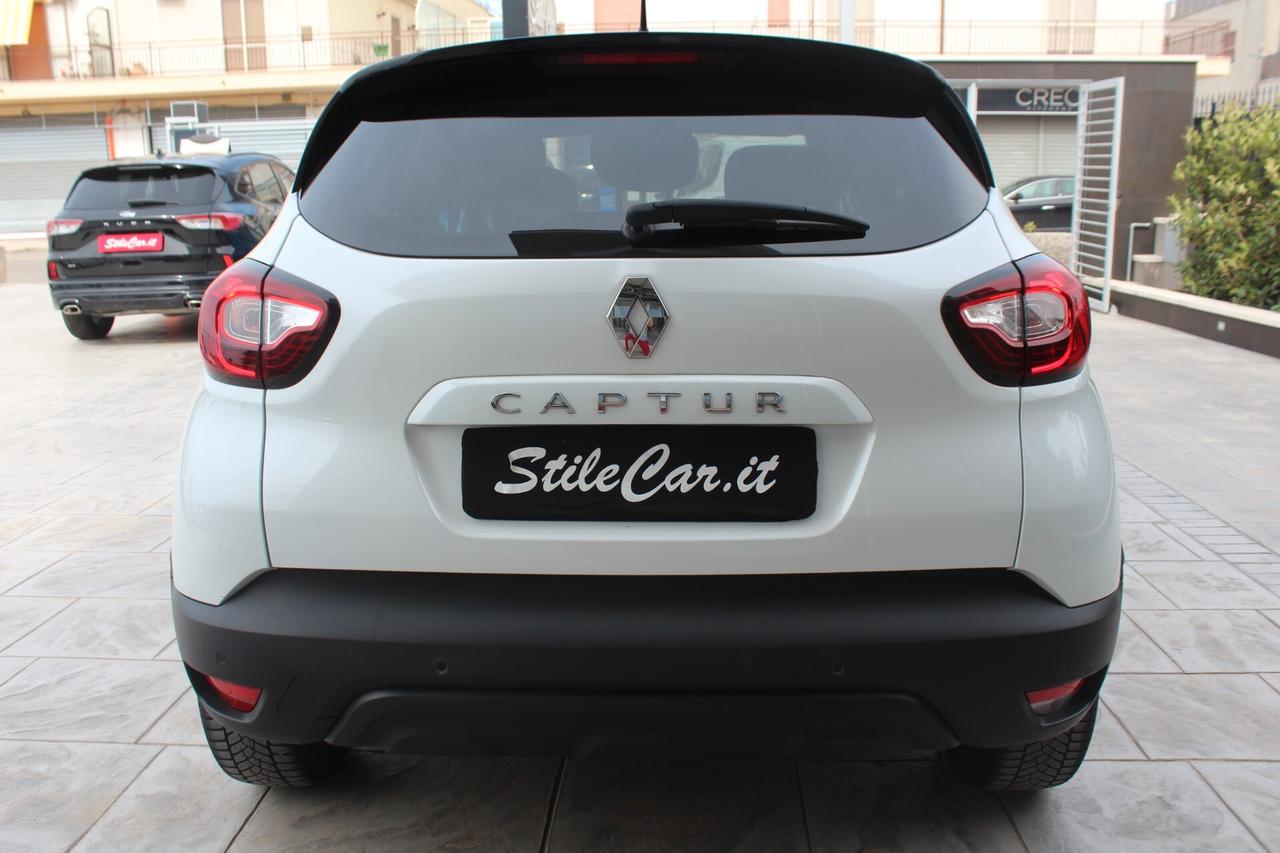 Renault Captur dCi 8V 90 CV EDC Sport Edition