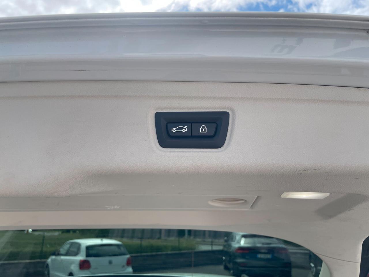 Bmw 318d 48V Touring Sport Cam. Aut.