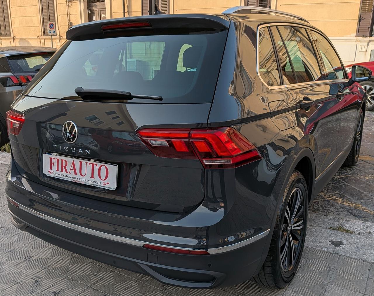 Volkswagen Tiguan 2.0 TDI SCR Life 122 cv