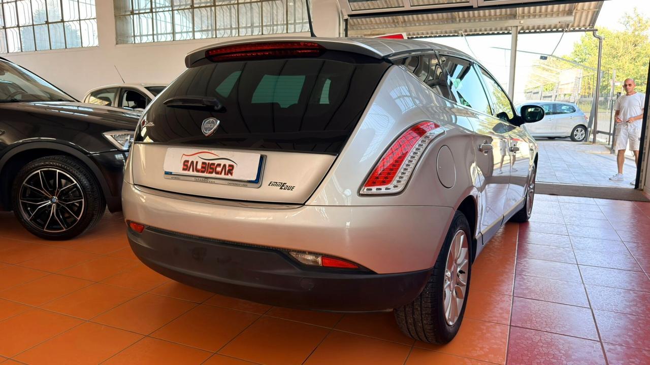 Lancia Delta 1.6 MJT DPF Argento