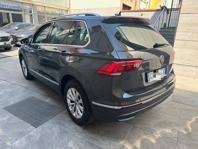 VOLKSWAGEN Tiguan 2.0 TDI 150 CV SCR DSG Life