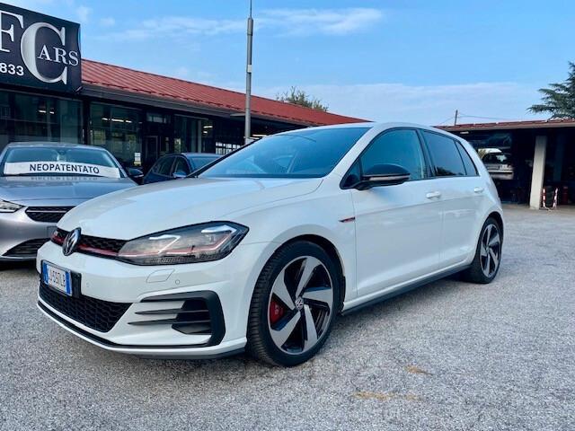 VOLKSWAGEN GOLF GTI PERFORMANCE 2.0 TSI 245 CV DSG 5P. - 24 MESI GARANZIA EUROPEA