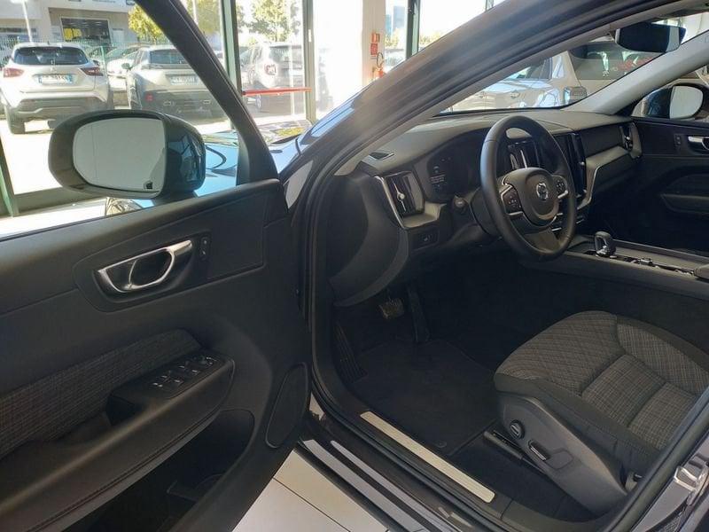 Volvo XC60 XC60 B4 (d) automatico Business