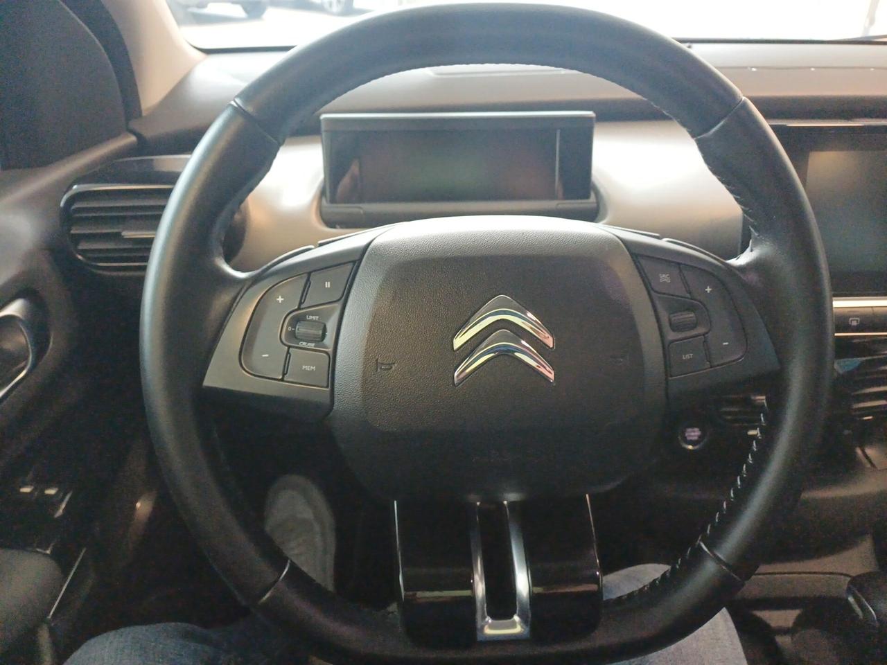 Citroen C4 Cactus BlueHDi 100 S&S Shine Pack