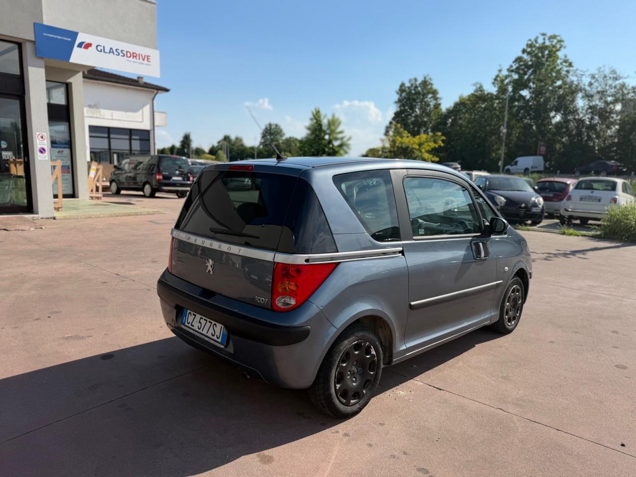 Peugeot 1007 1.6 Trendy 2Tronic