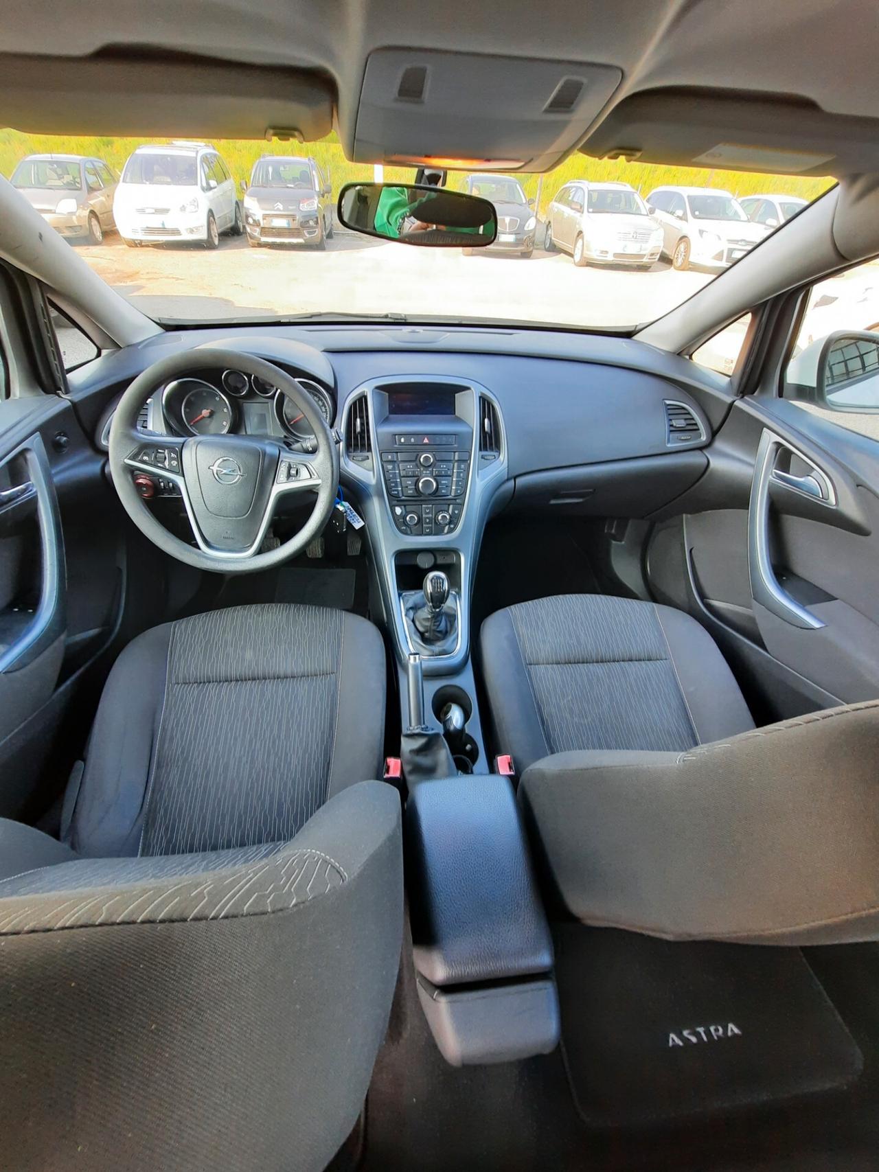 Opel Astra 1.7 CDTI 110CV 5 porte Elective