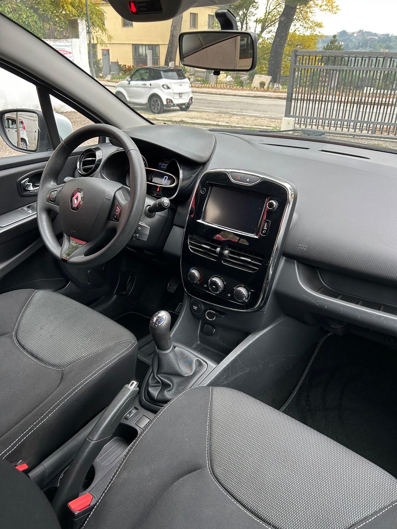 Renault Clio 1.5 dCi 8V 90CV Start&Stop 83gr 5 porte EcoBusiness