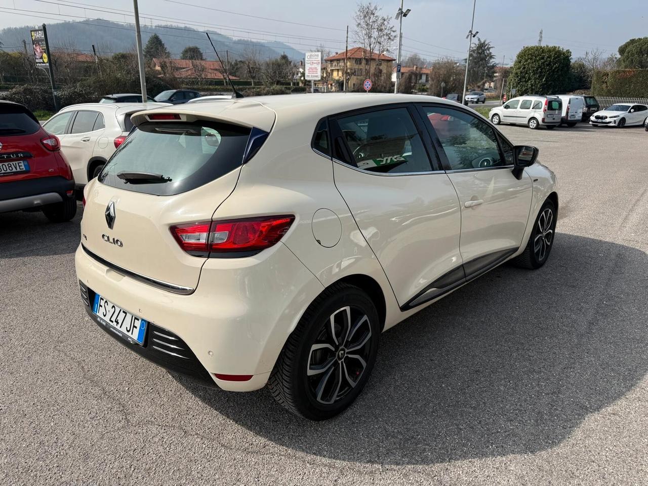 Renault Clio dCi 8V 90 CV Start&Stop 5 porte Energy Duel