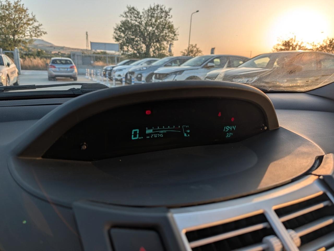 Toyota Yaris 1.4 D-4D 5 porte Sol