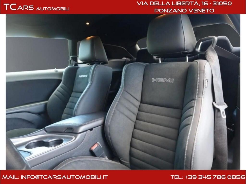 DODGE CHALLENGER 5.7 V8 HEMI -NOLEGGIO GIORNALIERO