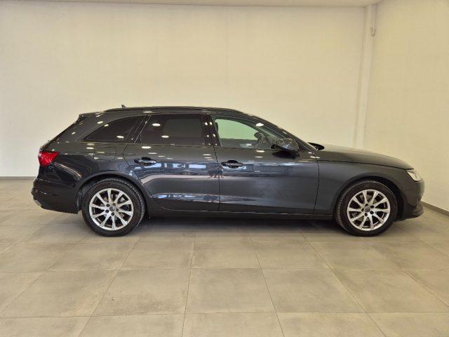 AUDI A4 Avant 35 TDI S tronic Business - Carplay - Sensori