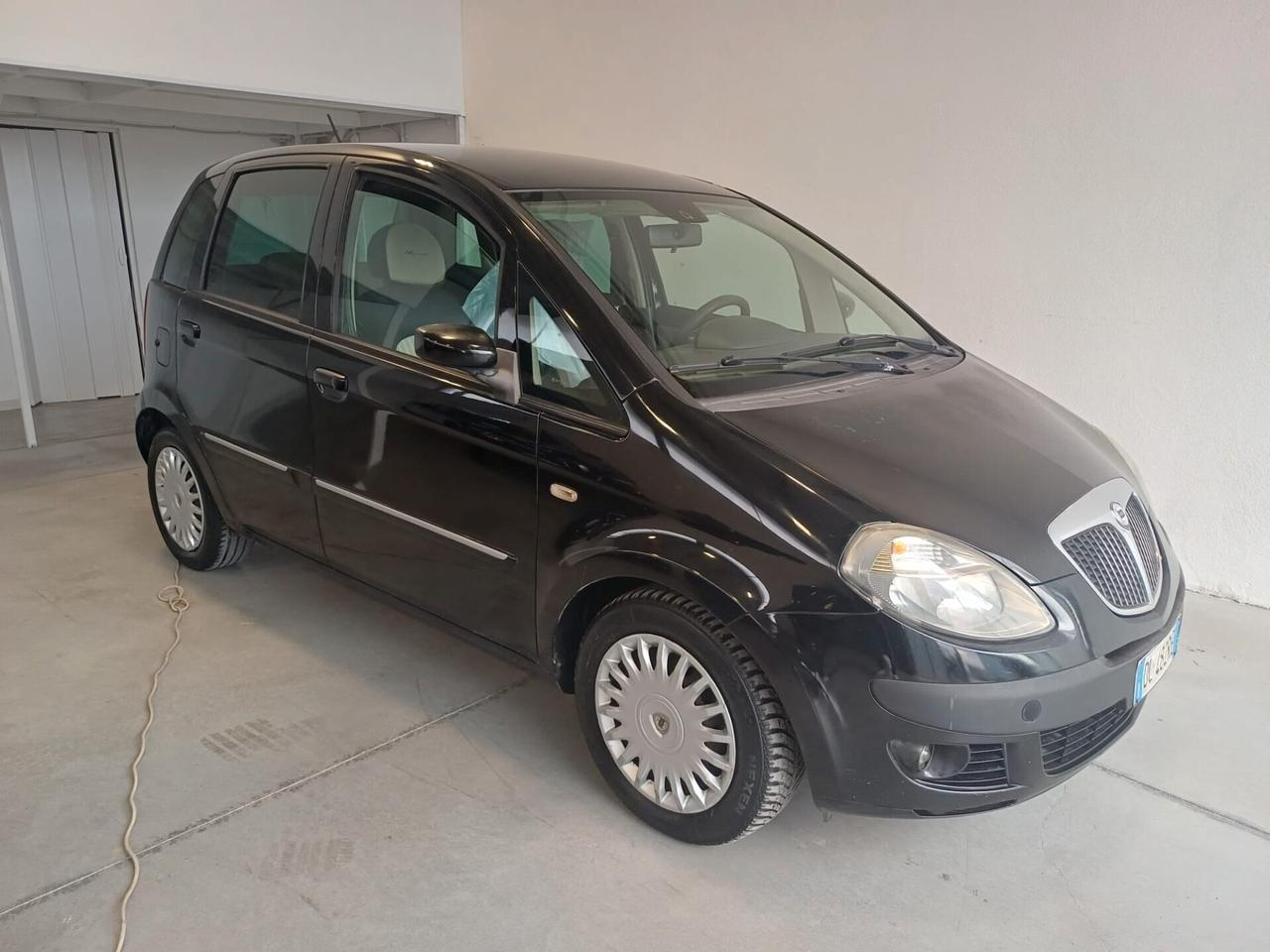Lancia MUSA 1.3 Multijet 16V Oro plus