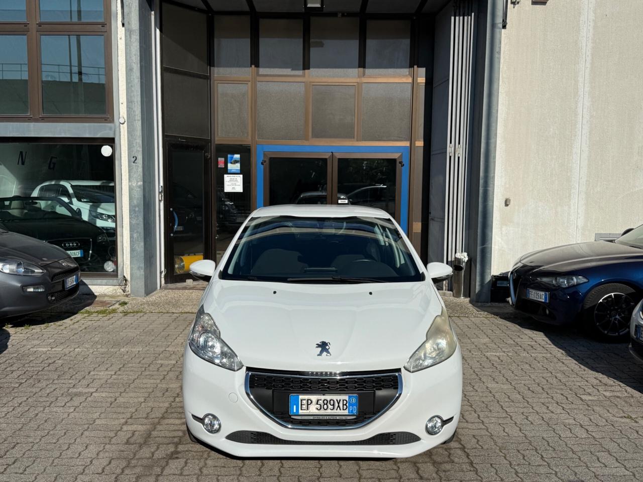 Peugeot 208 TAGLIANDI CERTIFICATI 1.4 HDi 68 CV 5 porte Active