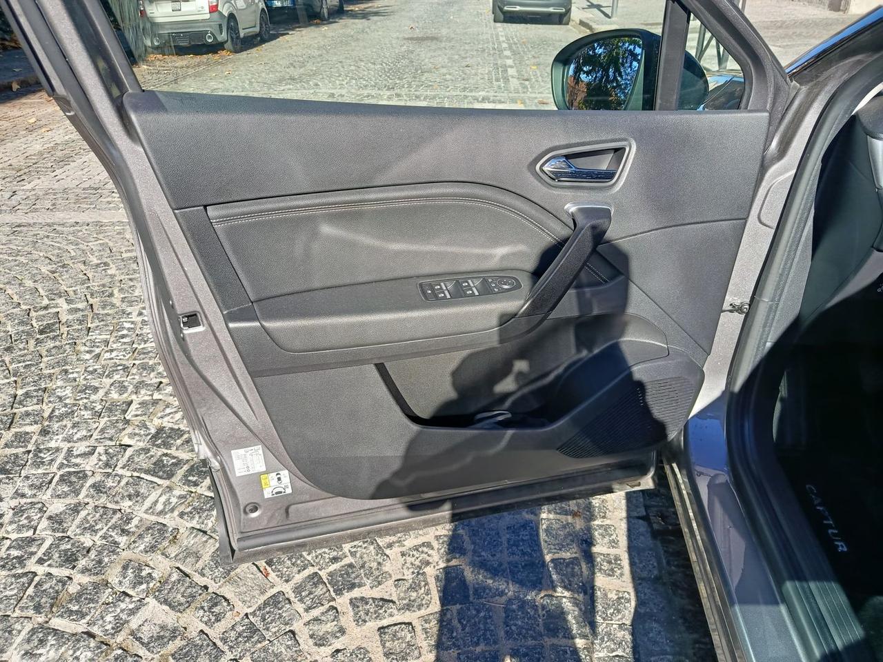 Renault Captur Techno Fast Track TCe 100 #7452