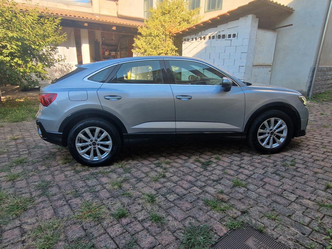 Audi Q3 Quattro 2.0 200CV Trazione integrale, AUTOMATICA, S-tronic
