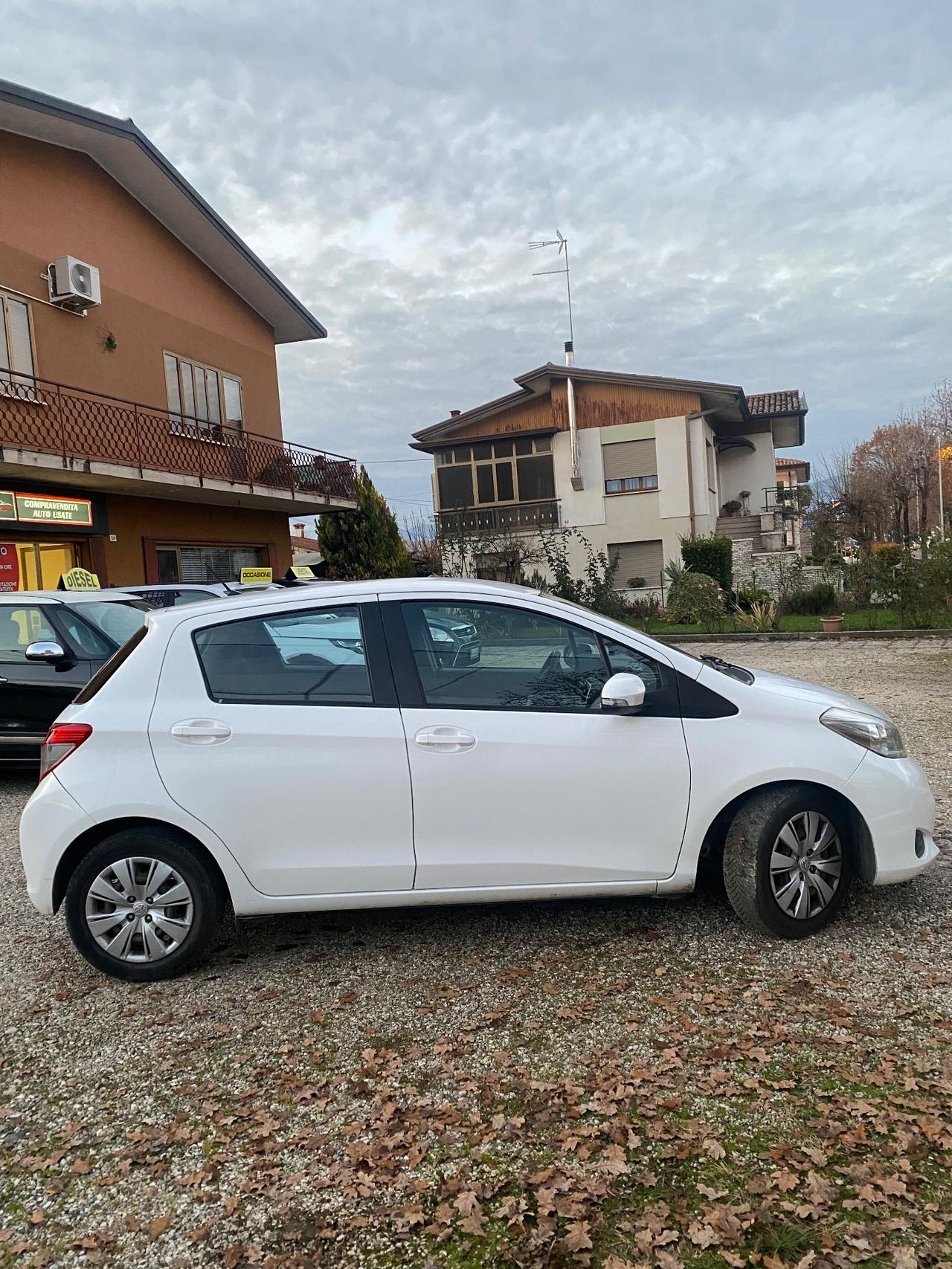 Toyota Yaris 1.4 D-4D 5 porte Lounge