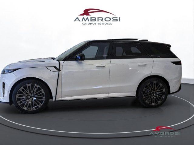 LAND ROVER Range Rover Sport 4.4 V8 P635 SV